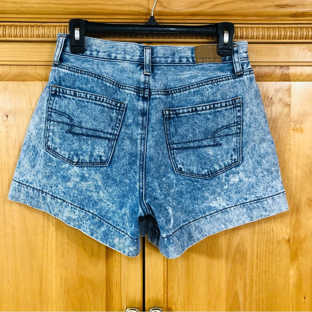 AE Acid Wash Denim High-Rise Women’s Shorts - Blue